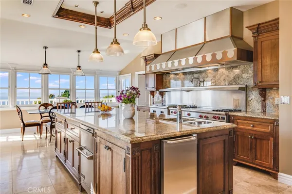 $15,000 | 1409 VÃa Arco, Palos Verdes Estates, CA 90274