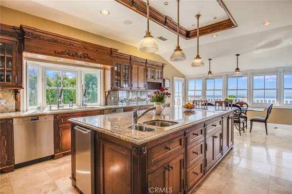 $15,000 | 1409 VÃa Arco, Palos Verdes Estates, CA 90274