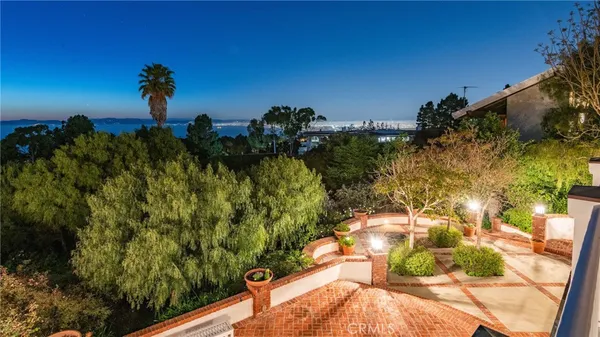 $15,000 | 1409 VÃa Arco, Palos Verdes Estates, CA 90274
