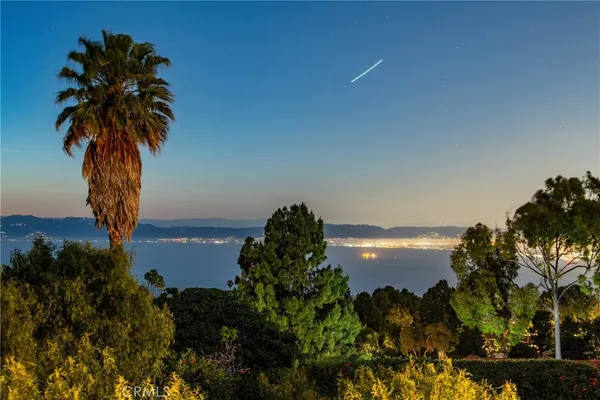 $15,000 | 1409 VÃa Arco, Palos Verdes Estates, CA 90274