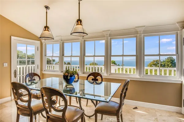 $15,000 | 1409 VÃa Arco, Palos Verdes Estates, CA 90274