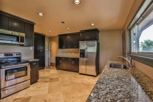 $3,500 | 14114 Highway 36, Needville, TX 77461