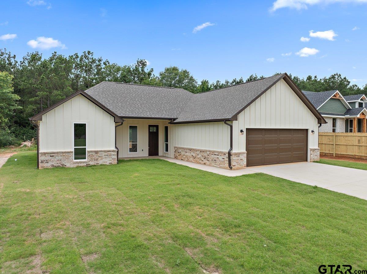 175 Ellis Street Rusk, TX 75785 - Photo 2 of 30