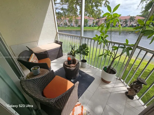 $295,000 | 7763 Southampton Terrace, Unit 211, Tamarac, FL 33321