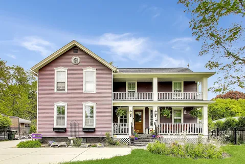 $713,000 | 310 West Kirchhoff Road, Arlington Heights, IL 60005