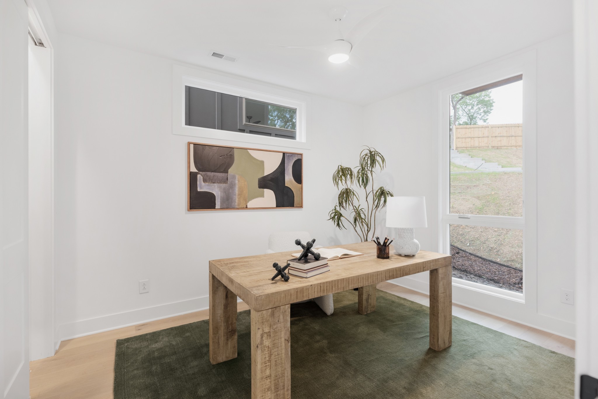 3025 Edwin Street Nashville, TN 37207 - Photo 19 of 48 a living room with table and a window