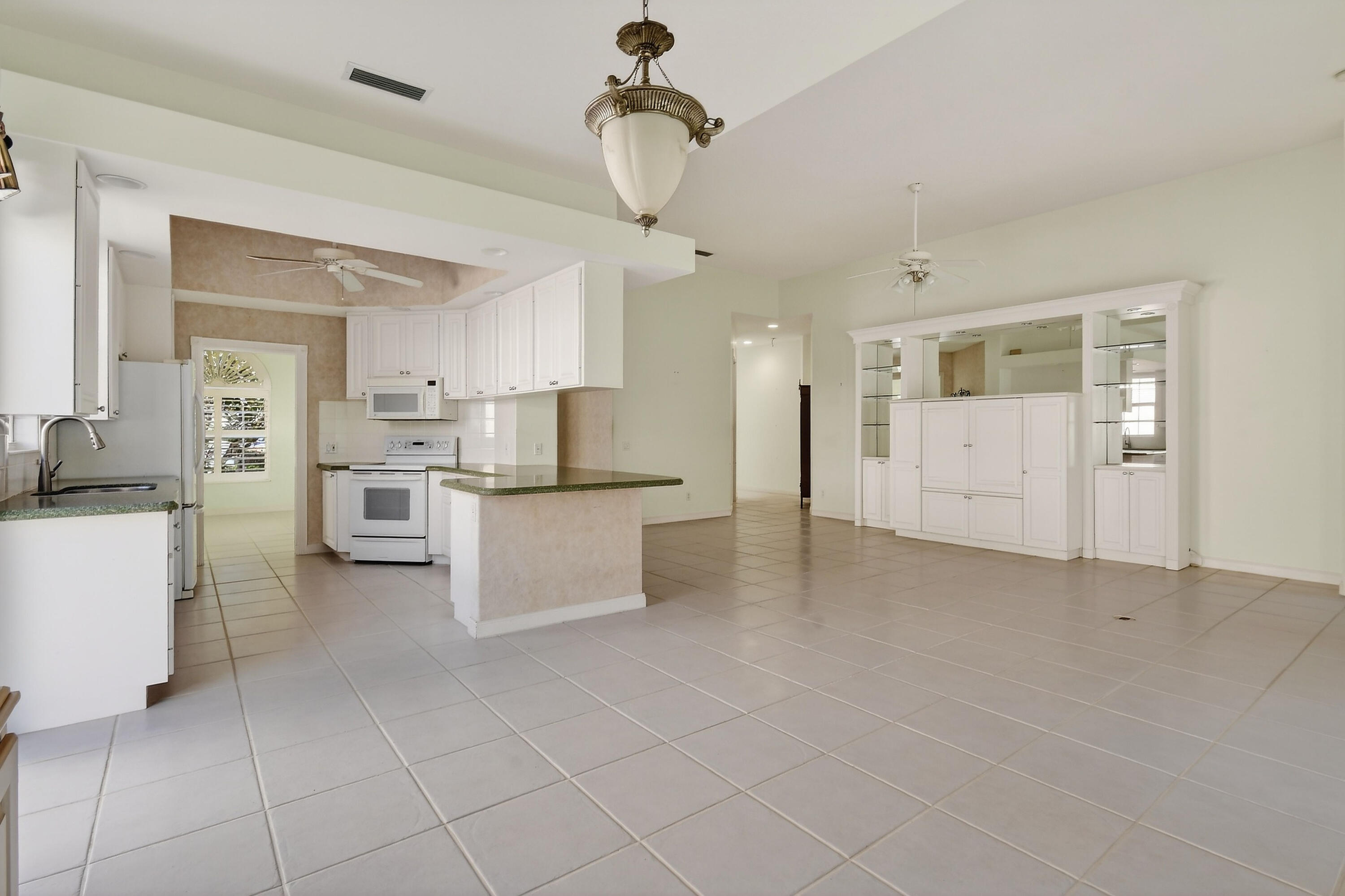 8892 Southeast Eldorado Way Hobe Sound, FL 33455 - Photo 13 of 83 DINING AREA