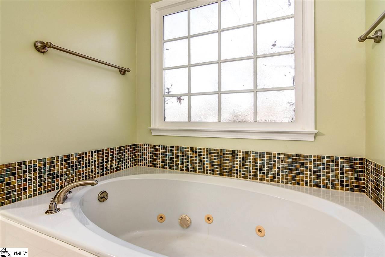 214 Quail Ridge Drive Simpsonville, SC 29680 - Photo 24 of 36 Gallery Image 24