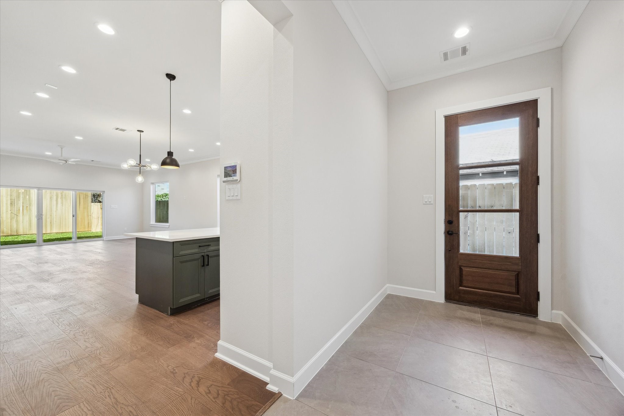 1303 Cordell Street, Unit B Houston, TX 77009 - Photo 6 of 41 a view of a kitchen with a sink and dishwasher