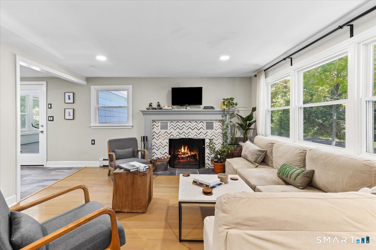 562 Branchville Road Ridgefield, CT 06877 - Photo 5 of 21 Gallery Image 5