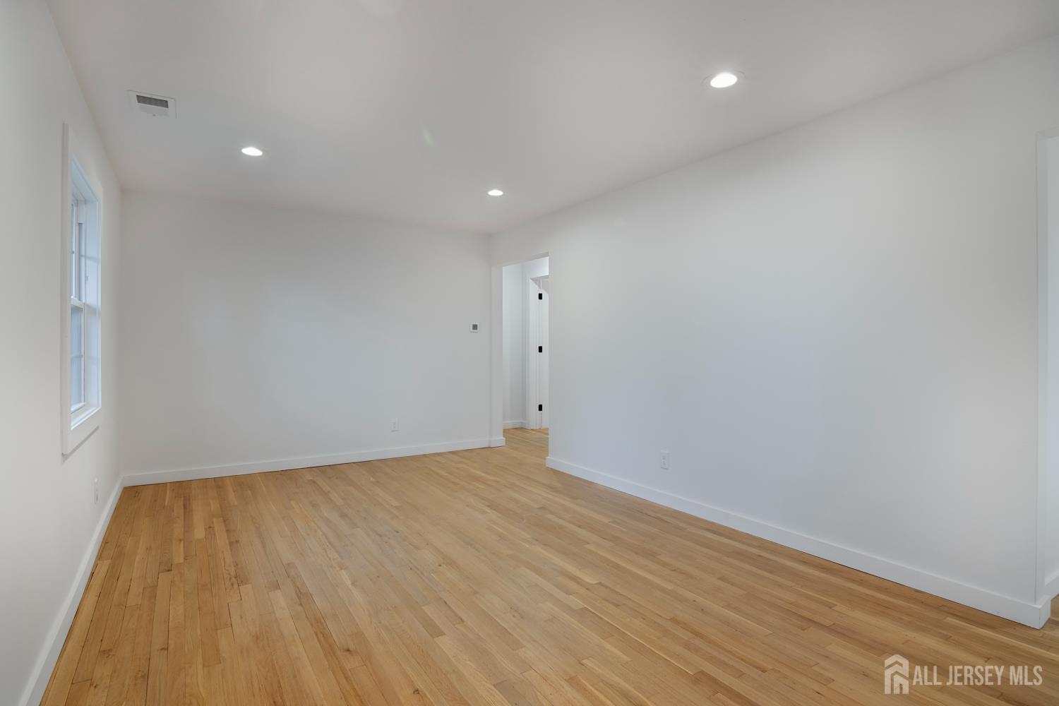 4 Morris Avenue, Unit 2A Edison, NJ 08837 - Photo 8 of 27 a view of room