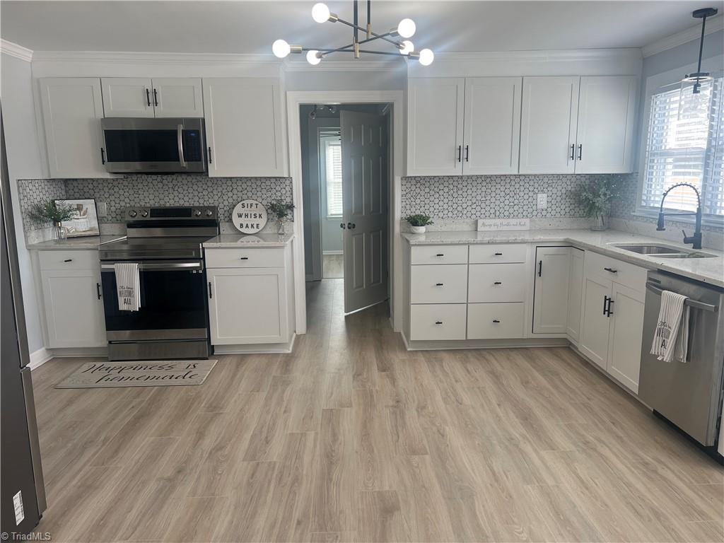 520 Parker Road Mount Airy, NC 27030 - Photo 3 of 14 Gallery Image 3
