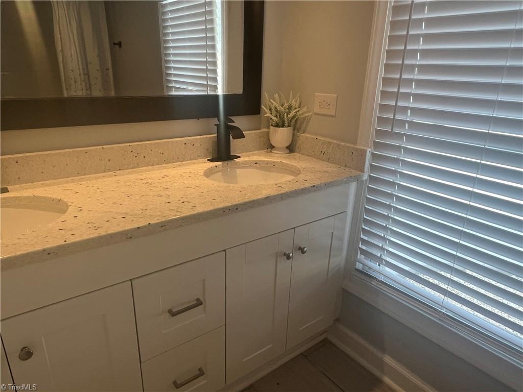 520 Parker Road Mount Airy, NC 27030 - Photo 8 of 14 Gallery Image 8