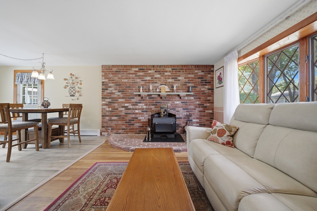 6 Marcus Road Wilmington, MA 01887 - Photo 4 of 34 Gallery Image 4