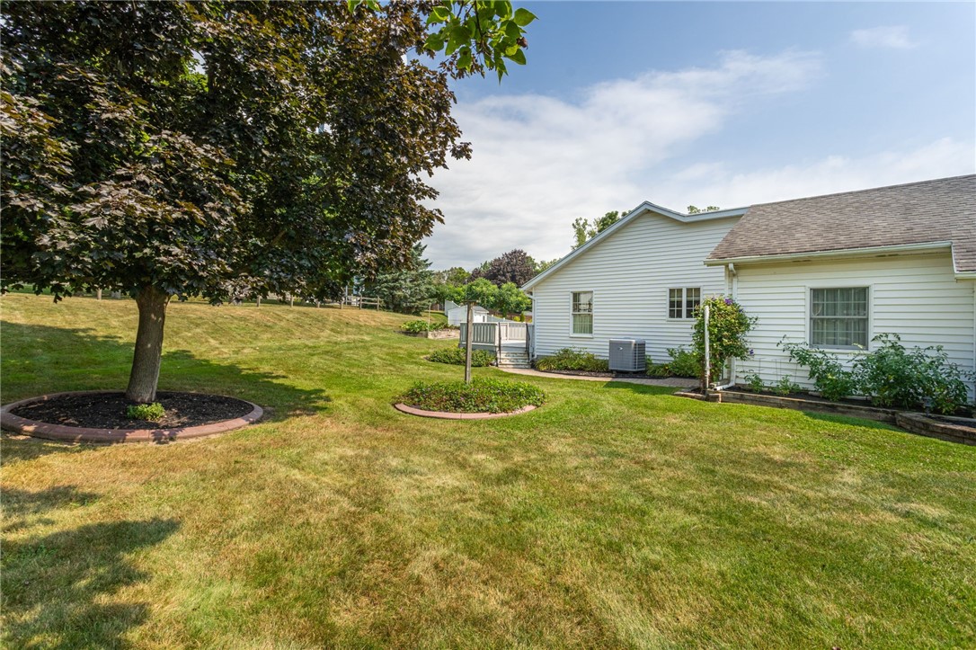 23 Chiswick Drive Riga, NY 14428 - Photo 39 of 44