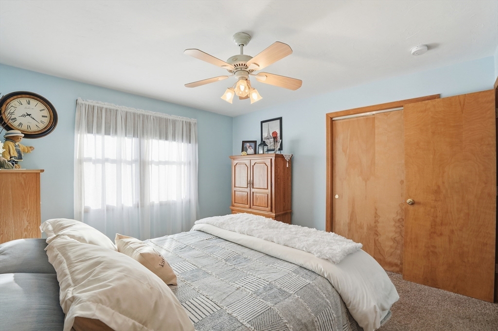 33 Warner Street Fall River, MA 02720 - Photo 21 of 38