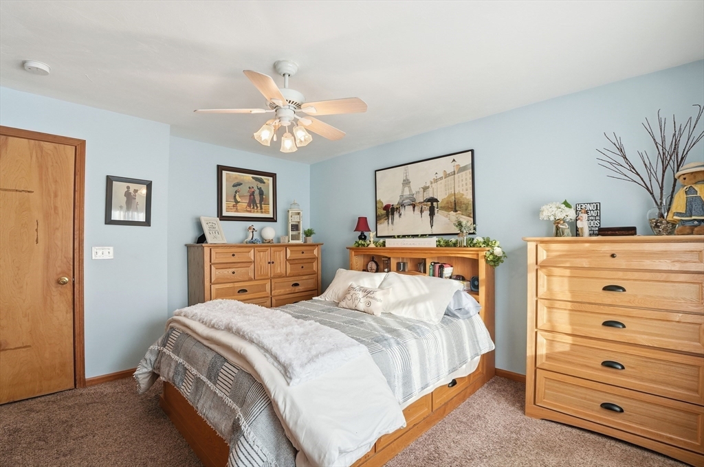 33 Warner Street Fall River, MA 02720 - Photo 23 of 38