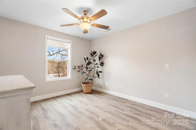 $395,000 | 95 Eastabrook Avenue, Brevard, NC 28712