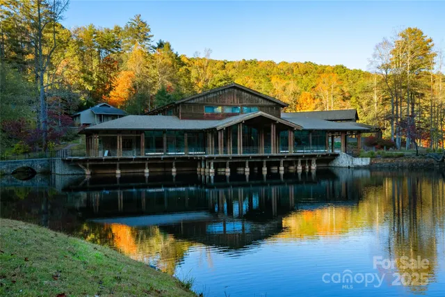 $395,000 | 95 Eastabrook Avenue, Brevard, NC 28712