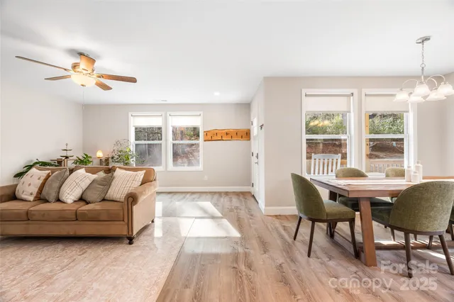 $395,000 | 95 Eastabrook Avenue, Brevard, NC 28712