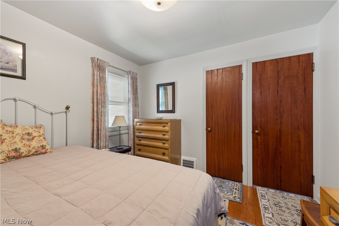 2401 Ralph Avenue Cleveland, OH 44109 - Photo 14 of 47 Gallery Image 14