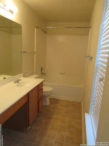 $1,600 | 5015 Bending Trail, San Antonio, TX 78247