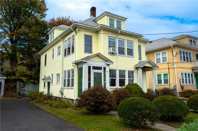 $700,000 | 15 Taft Avenue, Providence, RI 02906