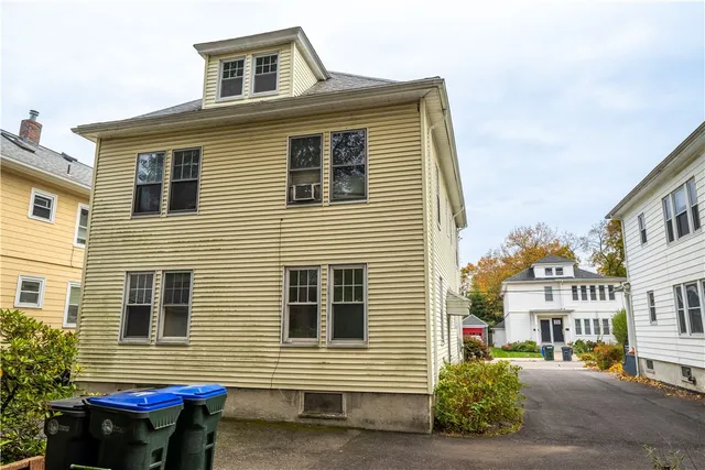 $700,000 | 15 Taft Avenue, Providence, RI 02906