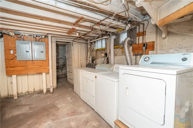 $700,000 | 15 Taft Avenue, Providence, RI 02906