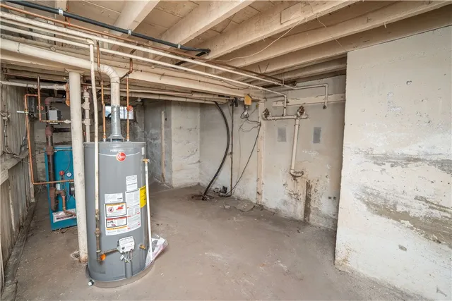 $700,000 | 15 Taft Avenue, Providence, RI 02906