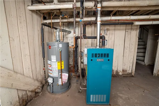 $700,000 | 15 Taft Avenue, Providence, RI 02906