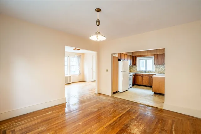 $700,000 | 15 Taft Avenue, Providence, RI 02906