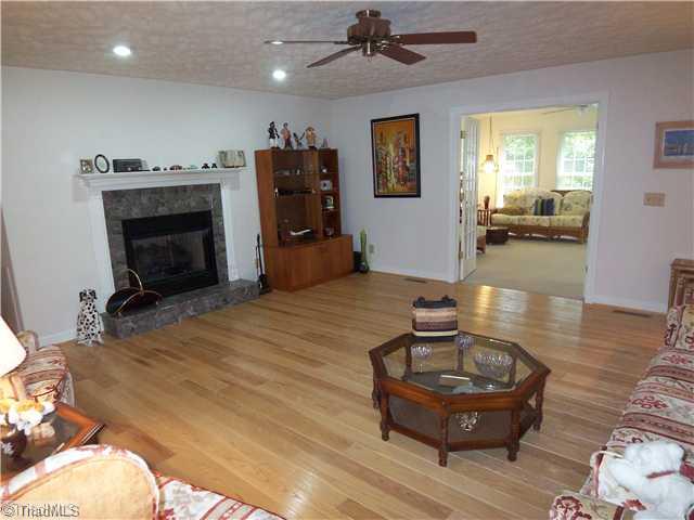 213 Farmbrook Road Mount Airy, NC 27030 - Photo 5 of 16 Living Room.