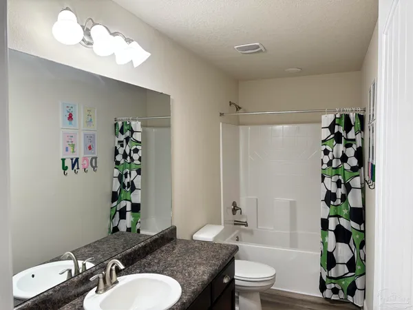 $1,800 | 5143 Carmell Ridge Circle, Milton, FL 32570