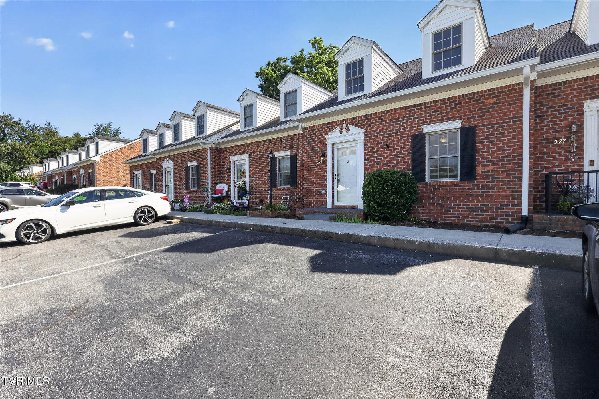 529 Hickory Road Bristol, TN 37620 - Photo 3 of 28 04-529-Hickory-Rd-WindowStill-Photograph