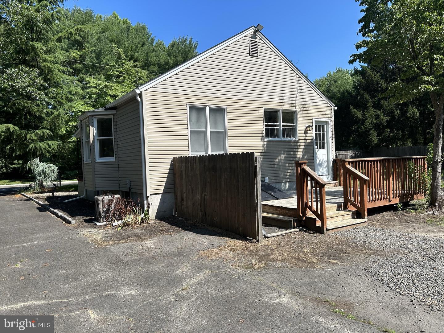 75 Taunton Road Medford, NJ 08055 - Photo 15 of 19 Gallery Image 15