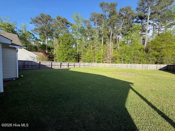 $1,685 | 212 Garden Folly Lane, Richlands, NC 28574