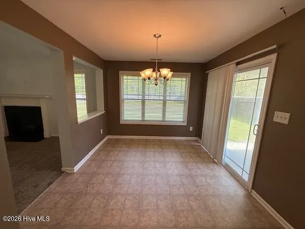 $1,685 | 212 Garden Folly Lane, Richlands, NC 28574