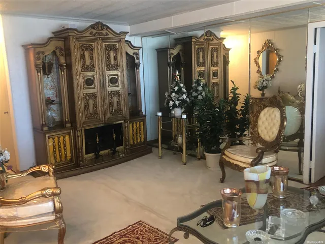 $275,000 | 7 Fordham Hill Ovl, Unit 10B | University Heights