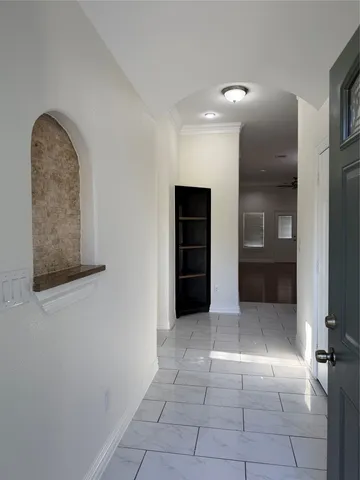 $1,700 | 398 Mesa Drive, Unit A, Del Valle, TX 78617