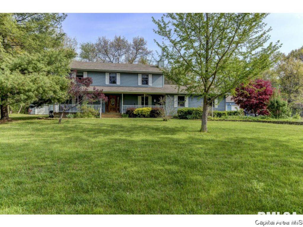 10345 Bell Fountain Road Dawson, IL 62520 - Photo 1 of 36 Gallery Image 1