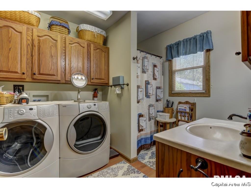 10345 Bell Fountain Road Dawson, IL 62520 - Photo 27 of 36 Gallery Image 27