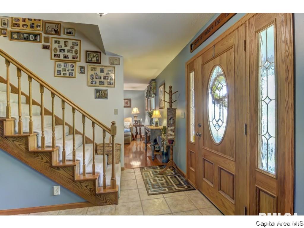 10345 Bell Fountain Road Dawson, IL 62520 - Photo 3 of 36 Gallery Image 3
