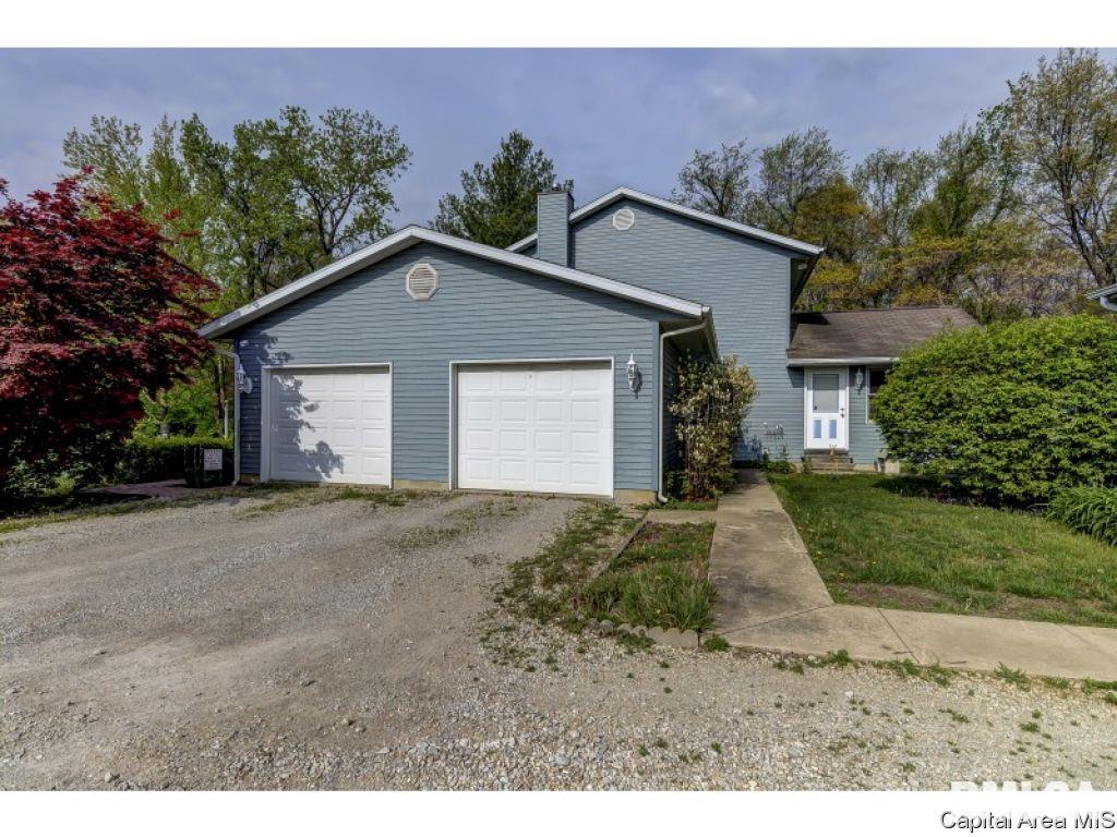 10345 Bell Fountain Road Dawson, IL 62520 - Photo 31 of 36 Gallery Image 31