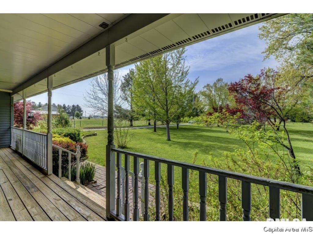 10345 Bell Fountain Road Dawson, IL 62520 - Photo 33 of 36 Gallery Image 33