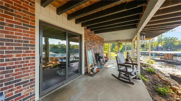 $750,000 | 185 Betlo Drive, Sunrise Beach, MO 65079