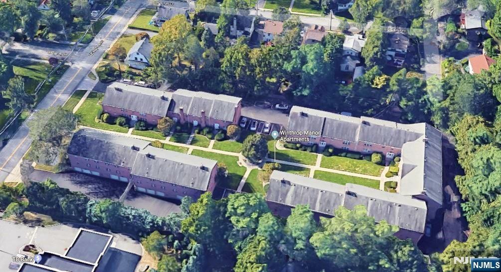522 North Maple Avenue, Unit A 19 Ridgewood, NJ 07450 - Photo 9 of 16