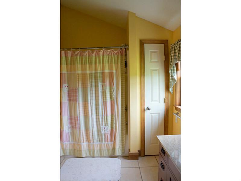 208 Davis Road Eddington, ME 04428 - Photo 29 of 35 Bathroom.