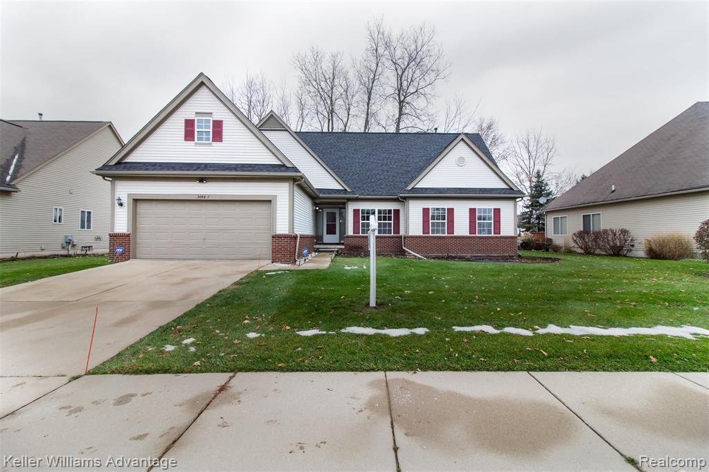 2052 Lagoon Drive Rochester, MI 48309 - Photo 1 of 32