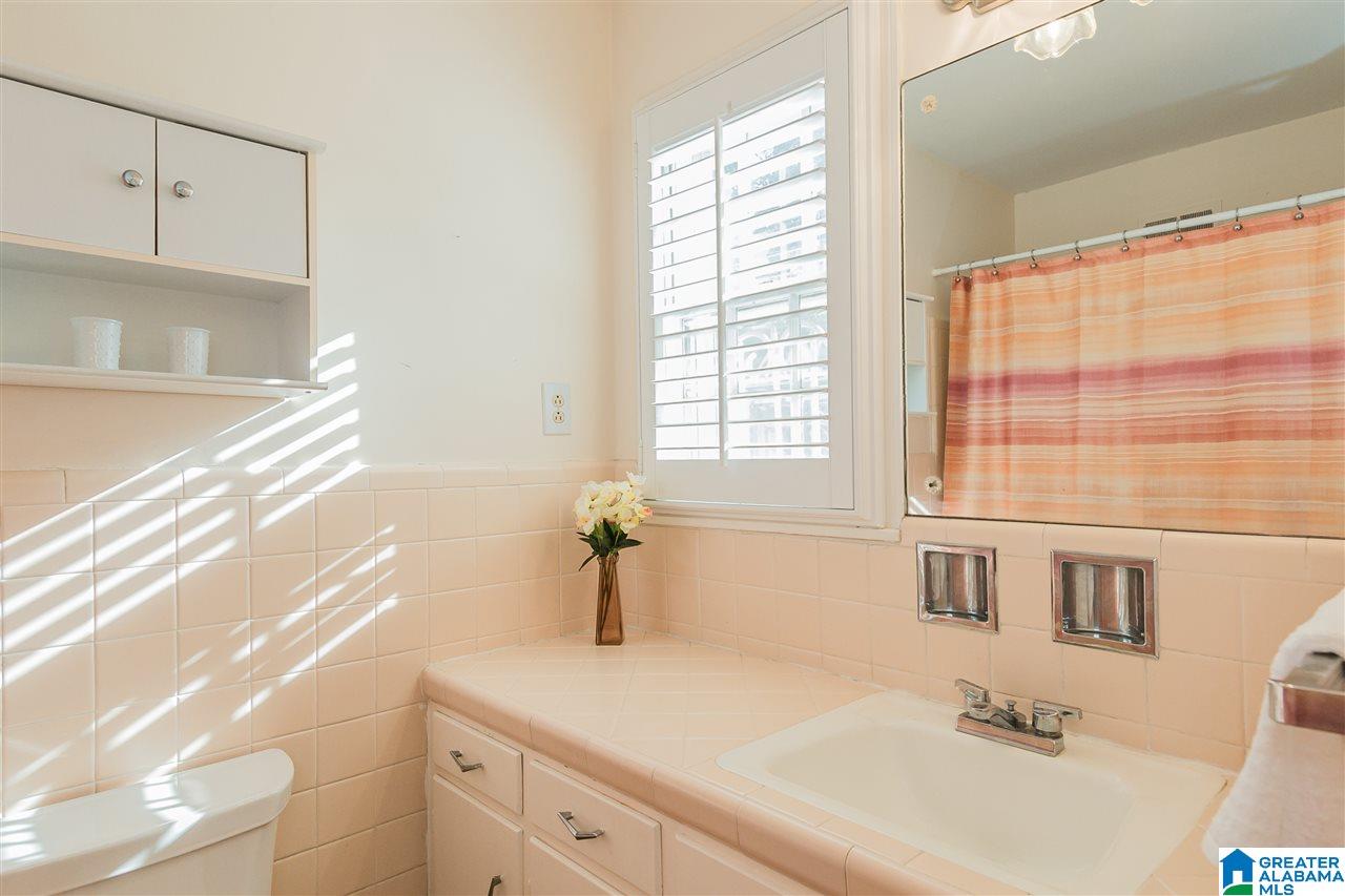 1918 Laurel Road, Unit 1918 Birmingham, AL 35216 - Photo 17 of 28